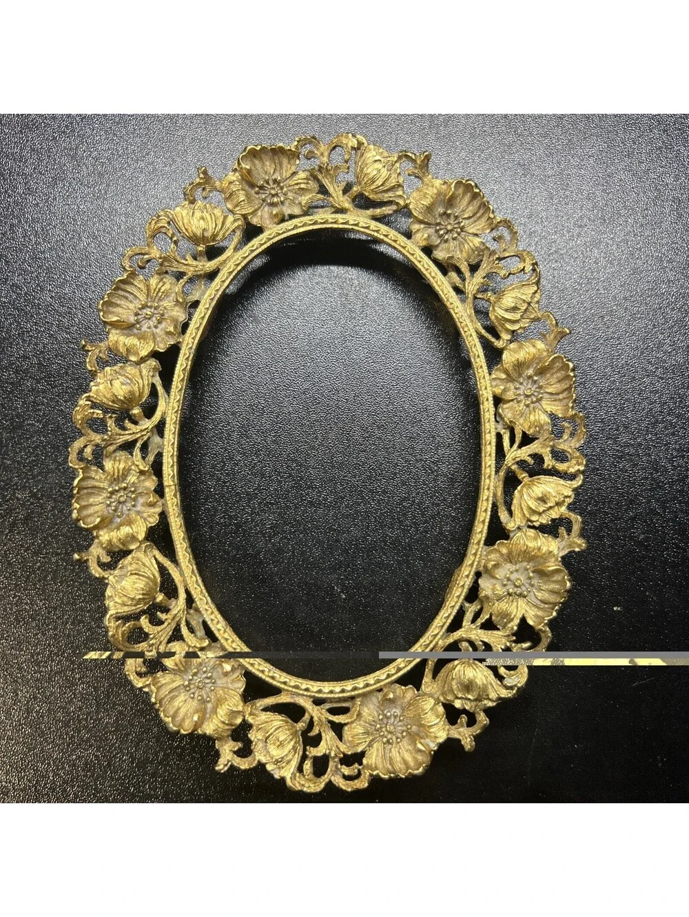 Vintage Matson 24K Gold Plated Oval Picture Frame 6